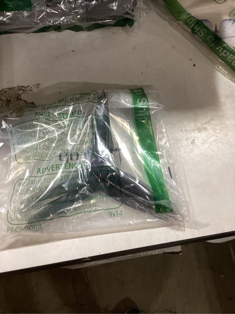 Condition photo showing New/Like New for similar product 4pcs hqprop 7.5x3.7x3 7 inch propellers set (2x cw / 2x ccw) poly carbonate