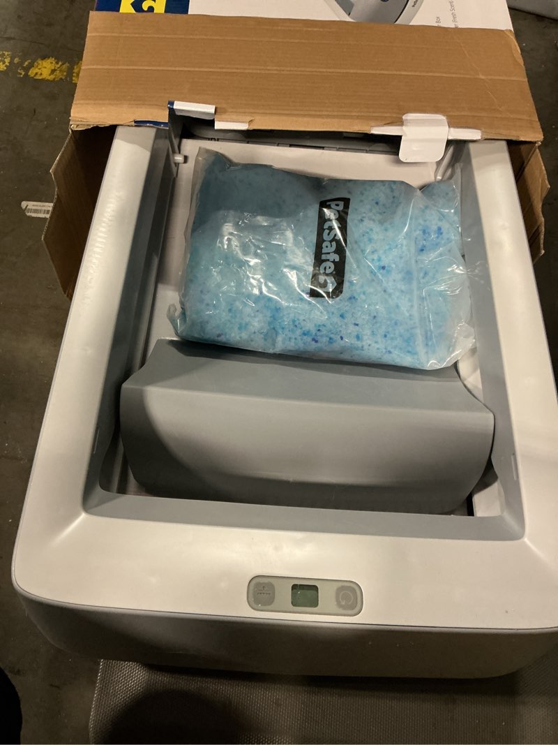 Condition photo showing Good Condition for PetSafe ScoopFree Crystal Pro Legacy Self-Cleaning Automatic Litter Box - Uncovered Motion-Sensing Cat Box with Integrated Health Counter - Includes 1 Disposable Crystal Litter Tray Standard Regular Uncovered