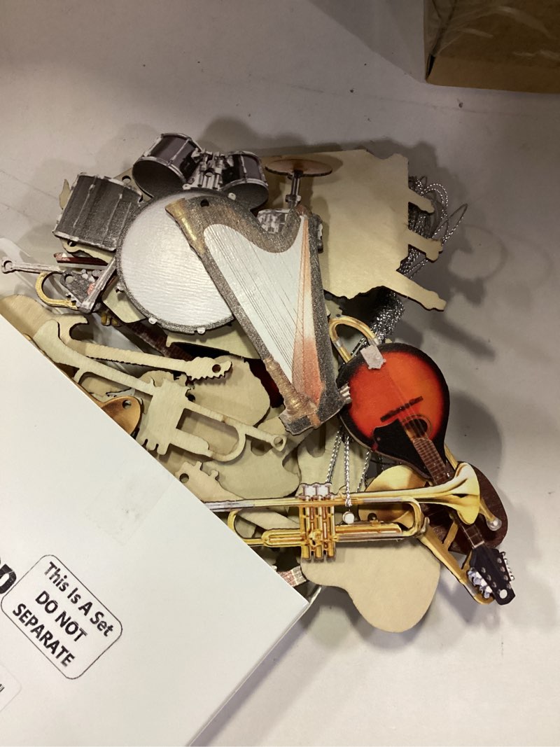 Condition photo showing Good Condition for 30 Pcs Musical Instrument Ornaments for Christmas Tree Wooden Replica Instrument Ornament Piano Drum Harp Trombone Horn Violin Guitar Musical Ornaments for Christmas Tree Home Decor