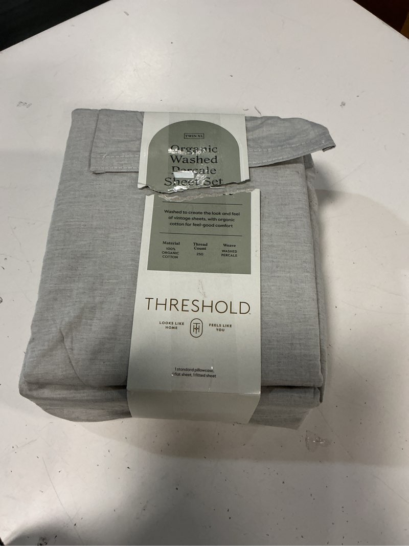 Condition photo showing Good Condition for twin/twin xl 250 thread count organic percale sheet set gray chambray - threshold™: gots certified, teen & all ages