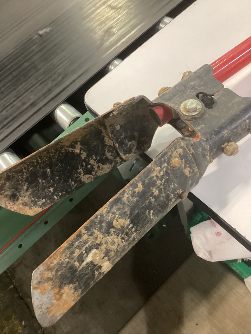 Condition photo showing As Is for corona pd40020 post hole digger