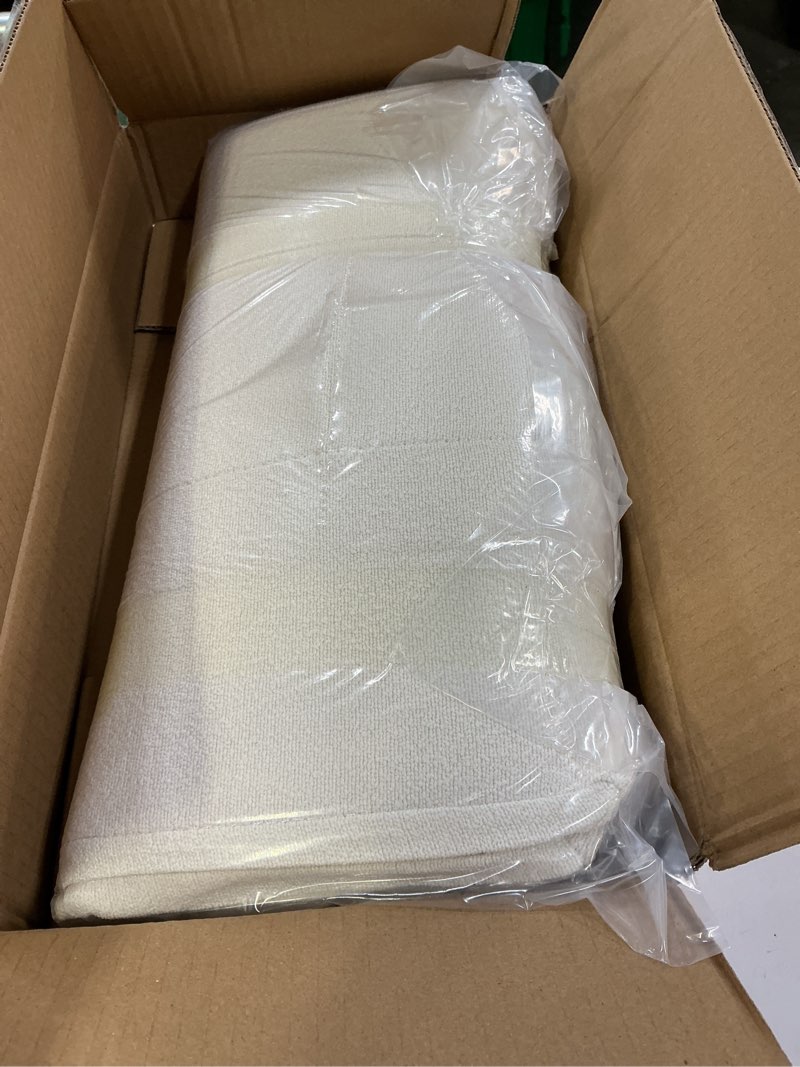 Condition photo showing New/Like New for chair cushions set of 2, dinning chair cushions, kitchen chair cushion, chair pads for dining chairs, removable cover, machine washable, non-slip bottom (18 x 18 x 1.8 inch) teddy fleece