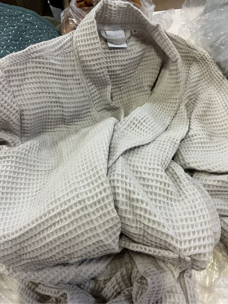 Condition photo showing Good Condition for organic turkish waffle robe grey medium