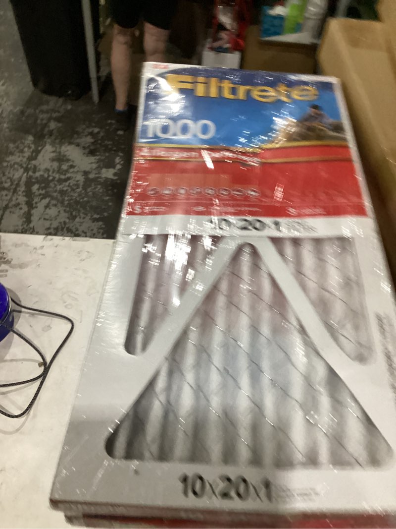 Condition photo showing As Is for 3m micro allergen filter 10" x 20" x 1" (9807dc-6)