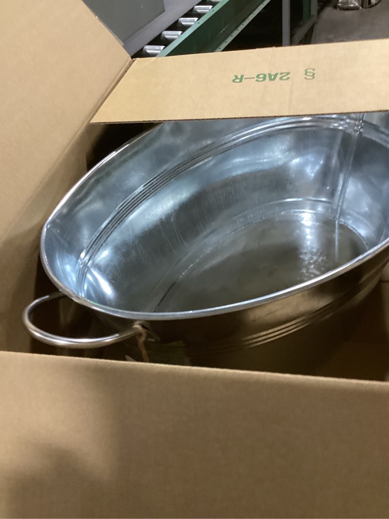 Condition photo showing Good Condition for True Galvanized Tub, Large Ice Buckets for Parties, Beverage Cooler for Beer, Wine, Soda, Bottled Water, Rustic Beverage Tub, Drink Bucket for Indoor & Outdoor Party, 6.3 Gal (23.8 Liters), Set of 1 Galvanized Ice Bucket