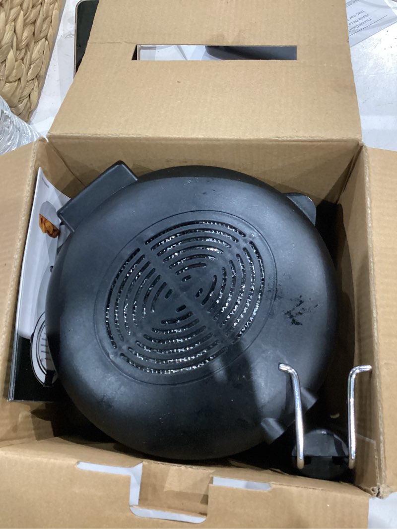 Condition photo showing Good Condition for OVENTE Electric Deep Fryer, 0.9L Capacity, 840W with Adjustable Temperature, Locking Lid, Removable Fry Basket & Cool-Touch Handles, Stainless Steel Countertop Fryer, Silver FDM1091BR FDM1091BR - Silver