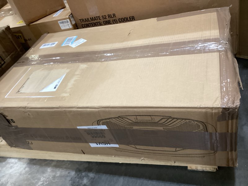 Condition photo showing Good Condition for flybird vibration plate excercise machine
