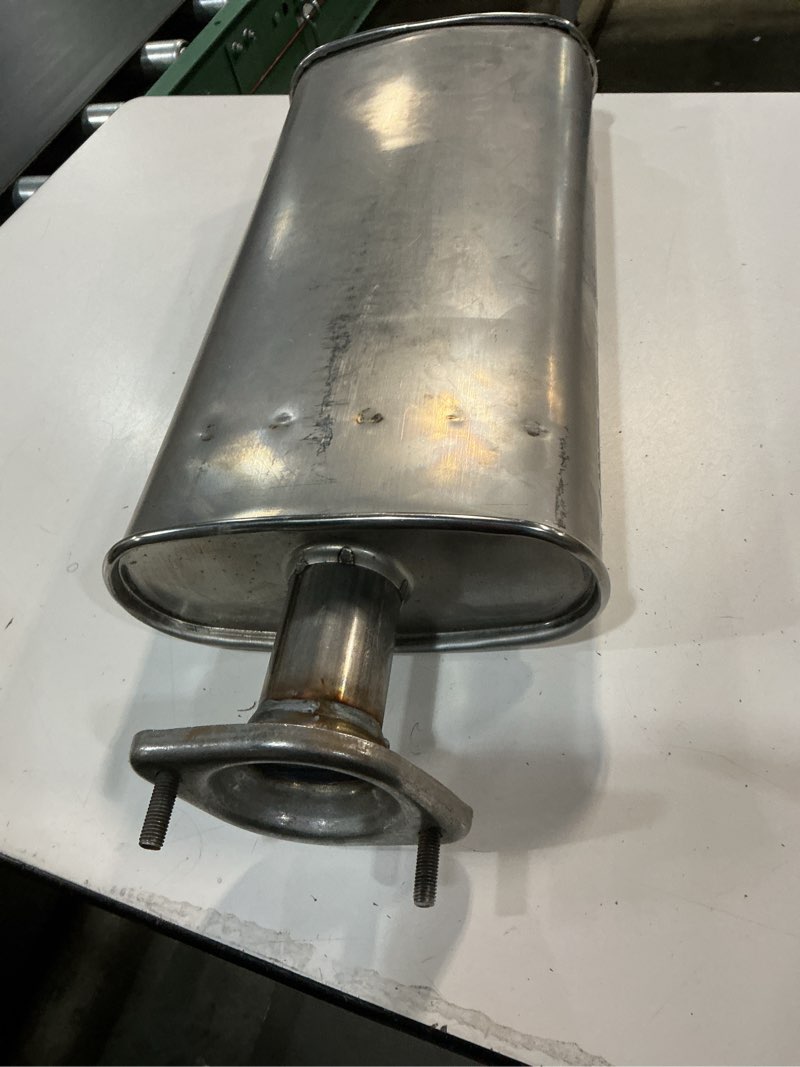 Condition photo showing Good Condition for (/similar ) walker quiet-flow ss 21548 direct fit exhaust muffler 2.5\" inlet (id) 2.5\" outlet (id) for chrysler 300