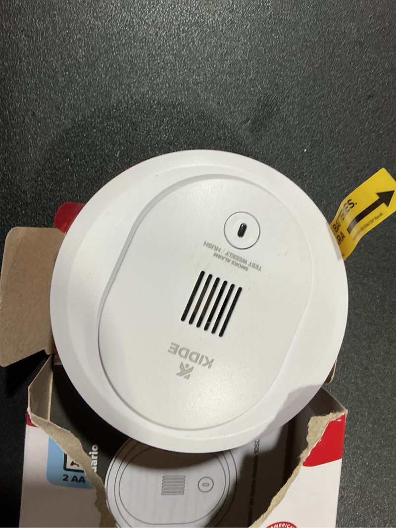 Condition photo showing Good Condition for kidde battery-operated photoelectric smoke detector alarm, 4-inch, batteries included