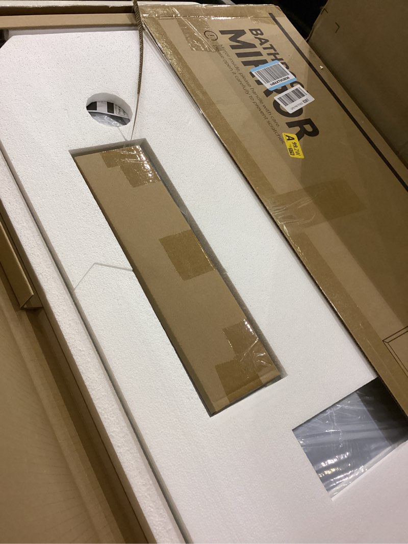 Condition photo showing Good Condition for Mirror