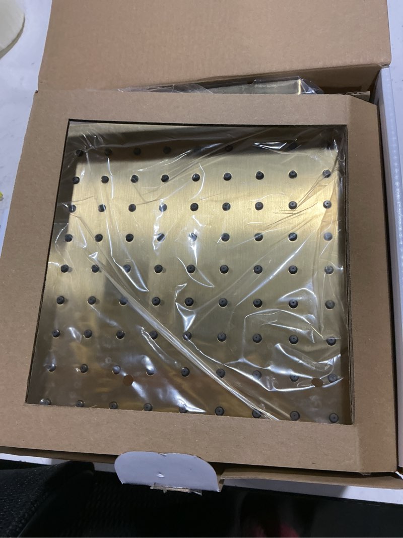 Condition photo showing Good Condition for modern single-handle 1-spray tub and shower faucet in brushed gold