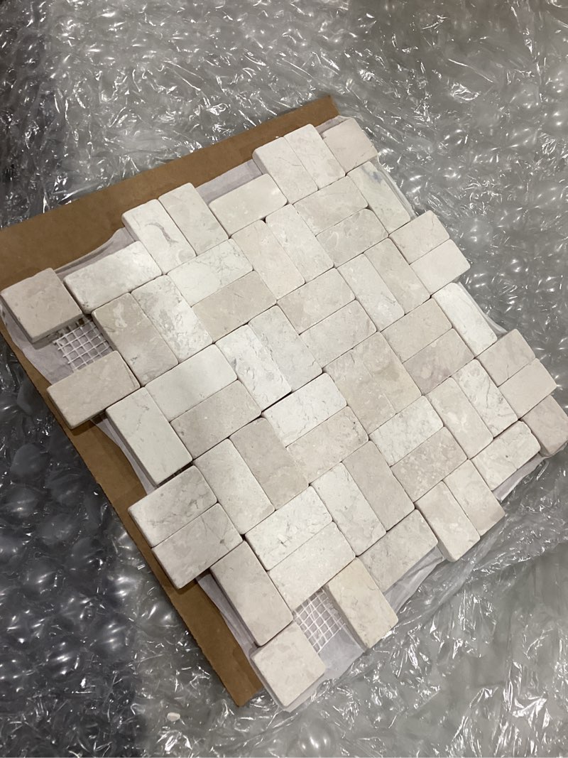 Stole tile. 