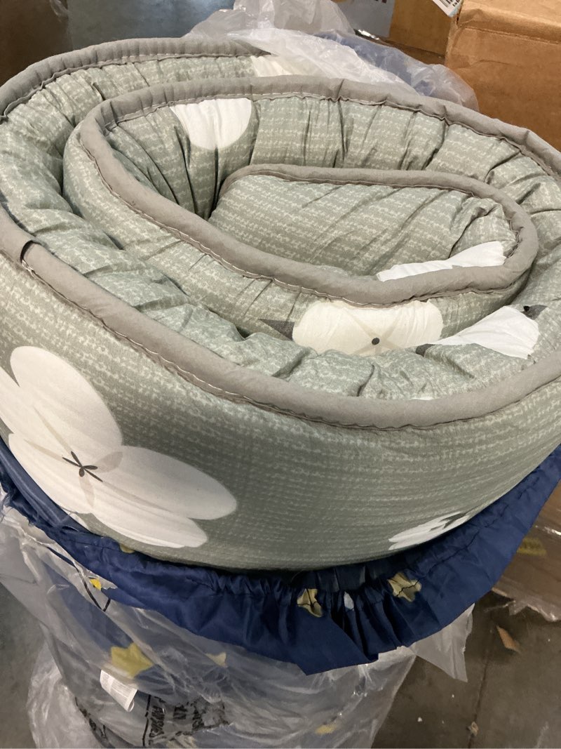 Condition photo showing Good Condition for zelladorra japanese floor mattress full, futon mattress with storage bag and washable cover, roll up tatami mat suitable for guest room, grey cotton full (80"l x 54"w) grey cotton ( 4"th + dust cover ?