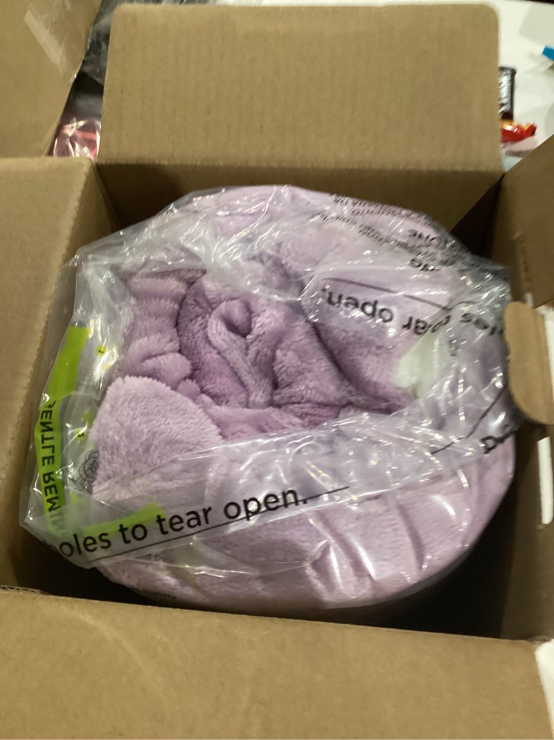Condition photo showing Good Condition for Bedsure GentleSoft Sherpa Fleece Throw Blanket for Couch - Thick and Warm Throw for Girls and Women, Soft Fuzzy Plush Kids Blanket for Winter, Lilac, 50x60 Inches Throw (50" x 60") 08 - Lilac