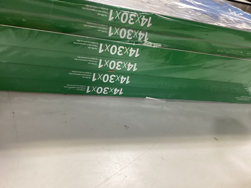 https://lotting-media.assets.bidfta.com/lotting_01a5c62c-6d3b-4cfb-b3d8-18576eee04c3