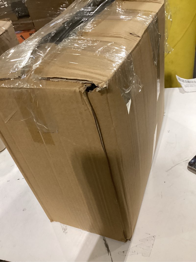 Condition photo showing Good Condition for Garage Mats Oversize Garage Floor Paking Mat for Under Car, 7.4 x 17 Ft Non-Slip Gray Garage Floorin