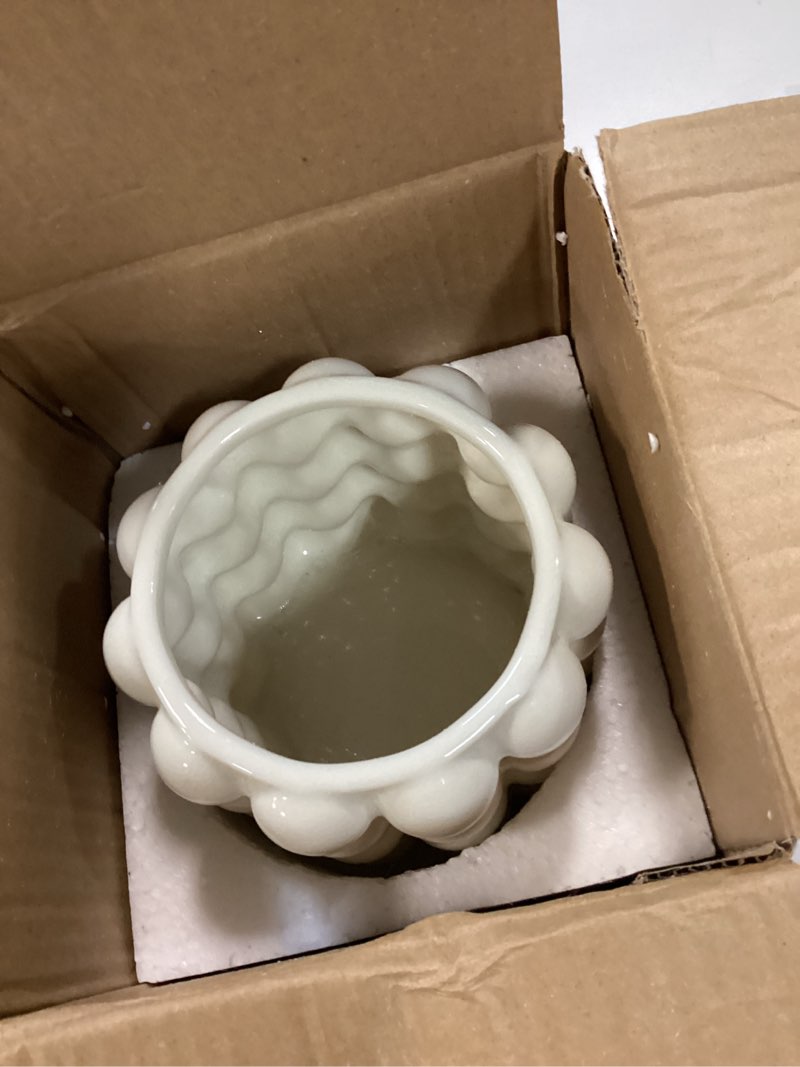 Condition photo showing New/Like New for bubble vase, beige ceramic vase for boho decor, ceramic flower vases for modern home decor, tall decorative vases for living room, bedroom, wedding, entryway, mantel, office, 8.5 inches beige large