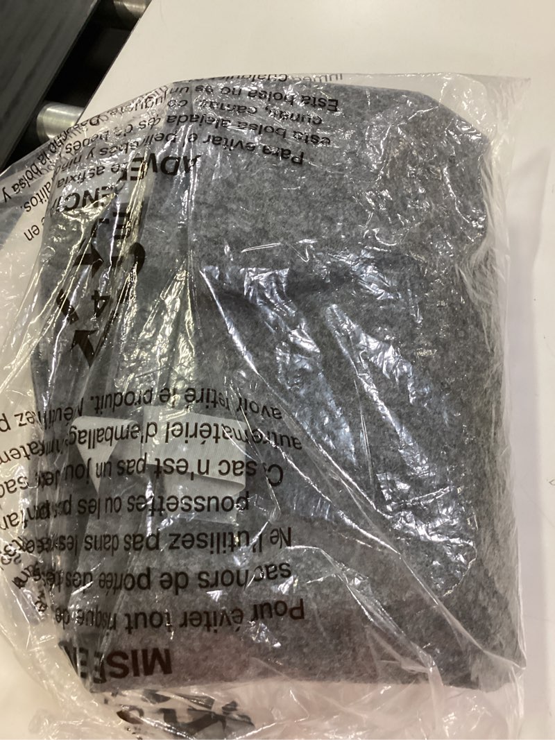 Condition photo showing Good Condition for tv cover for moving & shipping, 60"-65" flat screens tv cover protector heavy duty felt anti-scratch dust resistant with straps for protection tv moving home renovation pet scratch or other furniture for 60-65 inches tv