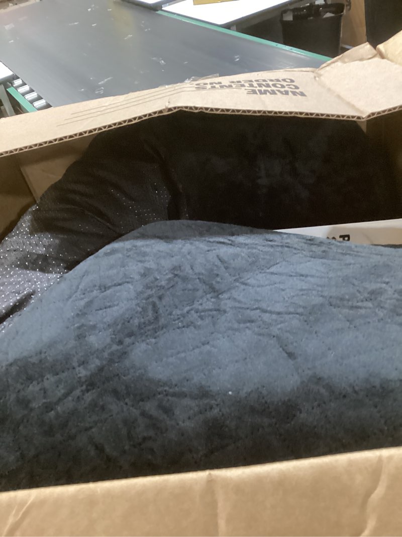 Condition photo showing Good Condition for xieeaozee dog car seat for large/medium dog, booster seat for dogs under 55lbs or 2 small, detachable and washable travel pet seat with thick cushion and storage pockets (black/gray)