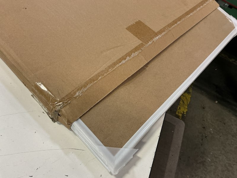 Condition photo showing Good Condition for upsimples 20x30 picture frame white 3 pack, scratch-proof poster frames 20 x 30 for photo gallery - slide-in strips, horizontal or vertical wall mounting