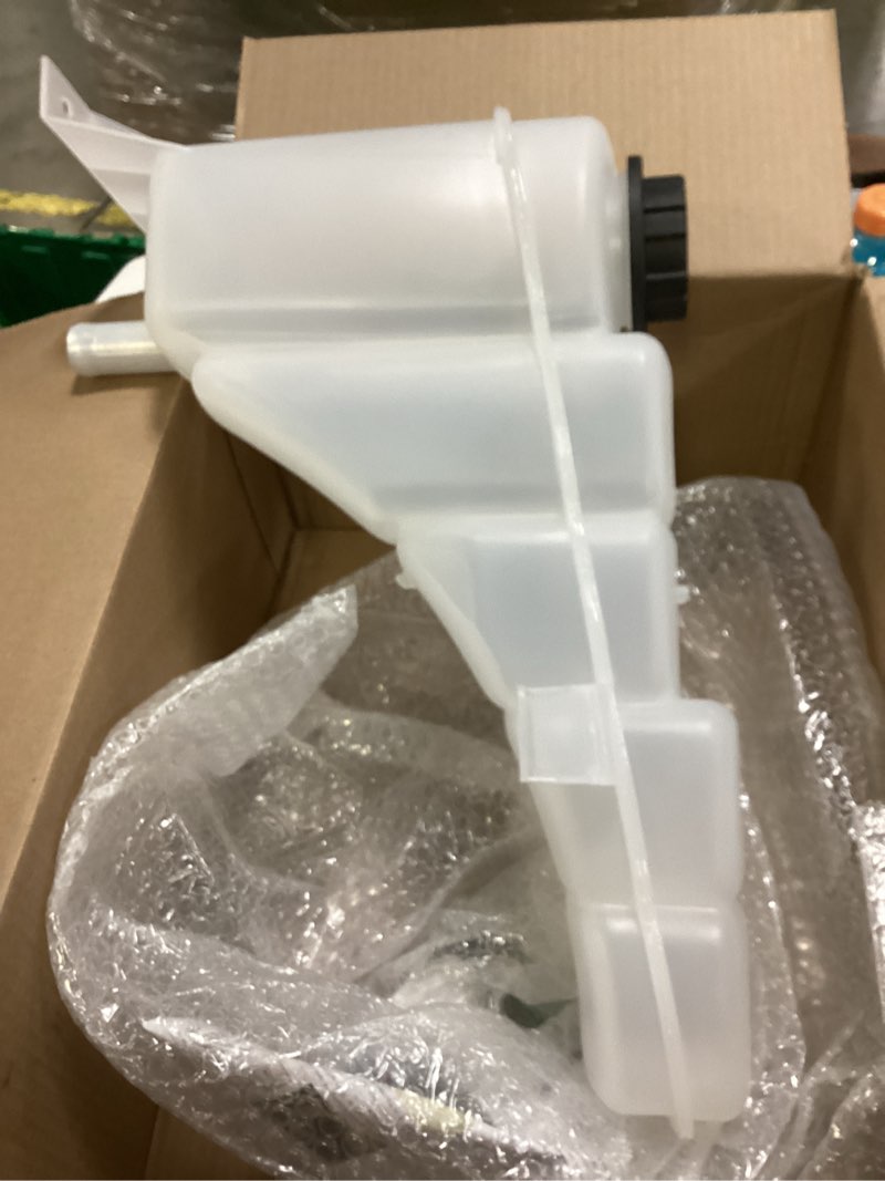 Condition photo showing Good Condition for BDFHYK Engine Coolant Expansion Reservoir Overflow Tank Compatible with Ford Excursion F-250 F-350 F-450 F-550 Super Duty Replace 603-213 A080AA-T DAKG-080AA FRT1506C SK603213 2C3Z8A080AA F6DZ8100A