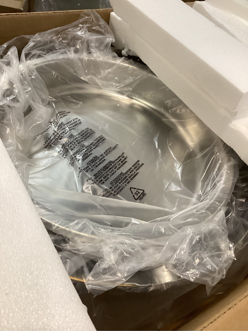 Condition photo showing Good Condition for ROVSUN Chafing Dish Buffet Set,6 Quart Roll Top Stainless Steel Chafer, NSF Round Set with Food Pan, Water Pan and Fuel Holders, for Wedding, Parties, Banquet, Catering Events