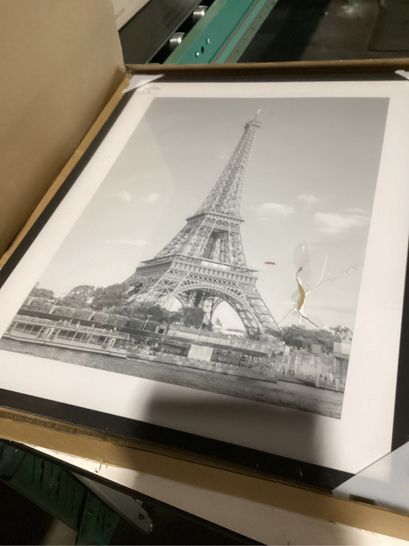 Condition photo showing Good Condition for upsimples 22x28 Poster Frame, Display Pictures 18x24 with Mat or 22 x 28 Without, Wall Hanging Picture Frames, Black, 1 Pack Black 22x28