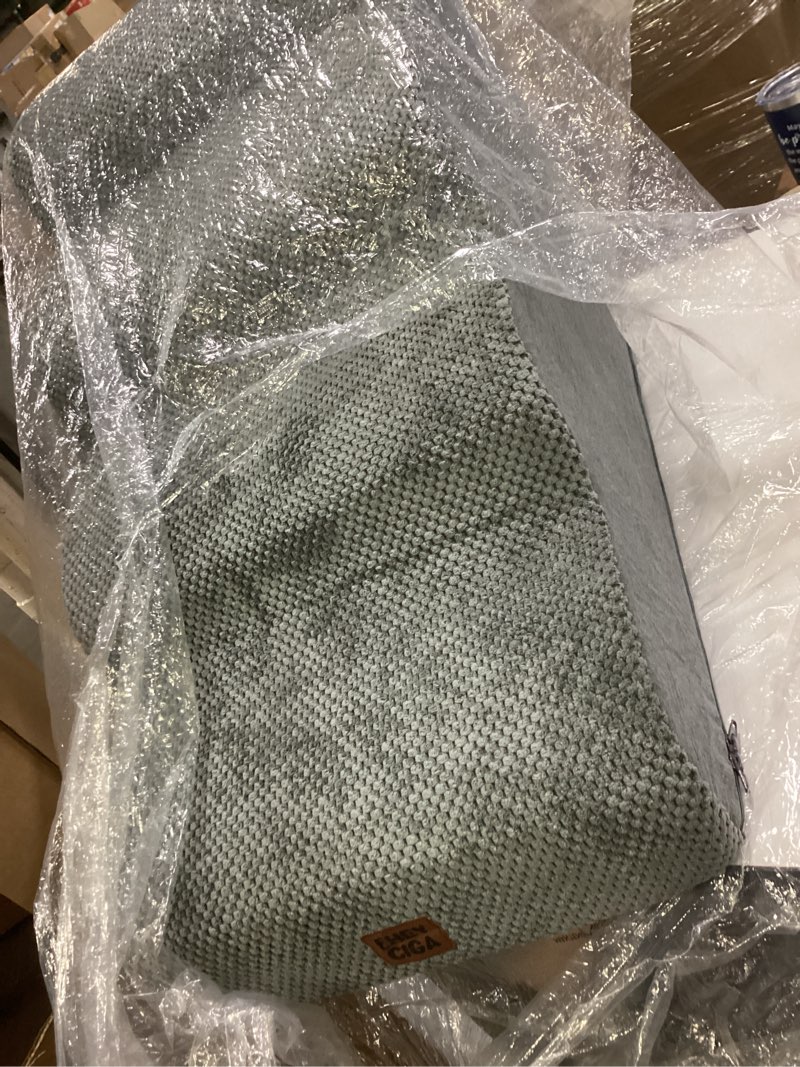 Condition photo showing Good Condition for EHEYCIGA Curved Dog Stairs Ramp for High Beds 19.7" H, 4-Step Dog Steps for Small Dogs and Cats, Pet Stairs for High Bed Climbing, Non-Slip Balanced Pet Step Indoor, Grey Fleece-Grey 4-Step