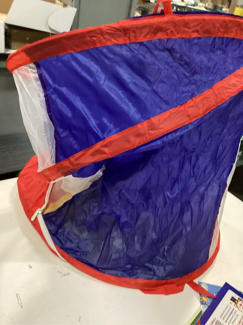 Condition photo showing Good Condition for Dongguan Sainuo Outdoor Gear Co. Pop Up Tunnel, 6ft