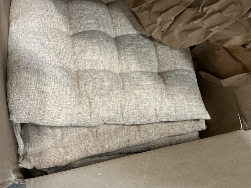 Condition photo showing Good Condition for (similar) shinnwa dining chair cushions set of 4, dual-layer memory foam kitchen chair cushions, patented design seat pads with ties, 16.5 x 16.5 x 3.5in, 4 pack, beige 4 count (pack of 1) beigei