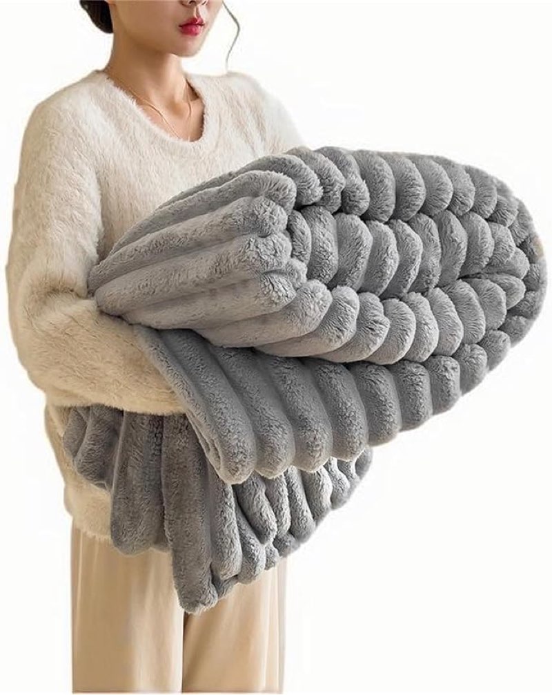 Faux Rabbit Fur Blanket, Fluffy Soft Warm Thick Throw Blanket, Fuzzy & Plush Striped Blankets for Couch Bed Sofa Living Room (Light Gray,100 * 150cm)