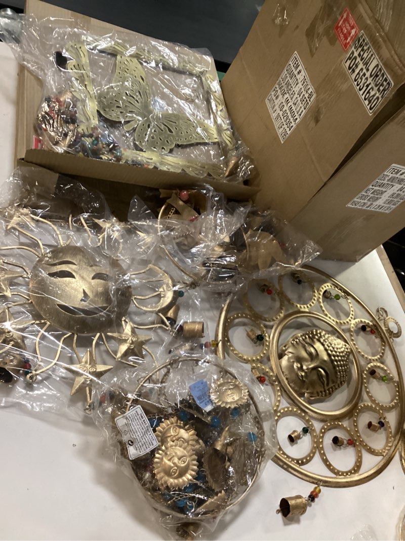 https://lotting-media.assets.bidfta.com/lotting_01f08dd6-8f0b-48dc-ab5a-188e26ff516b