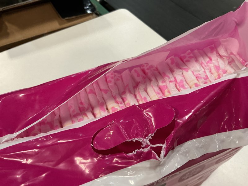 Condition photo showing Good Condition for american kennel club female dog wrap, disposable diapers with wetness indicator (m (15–23 in), 50, count) medium waist size 15 - 23 in 50.0