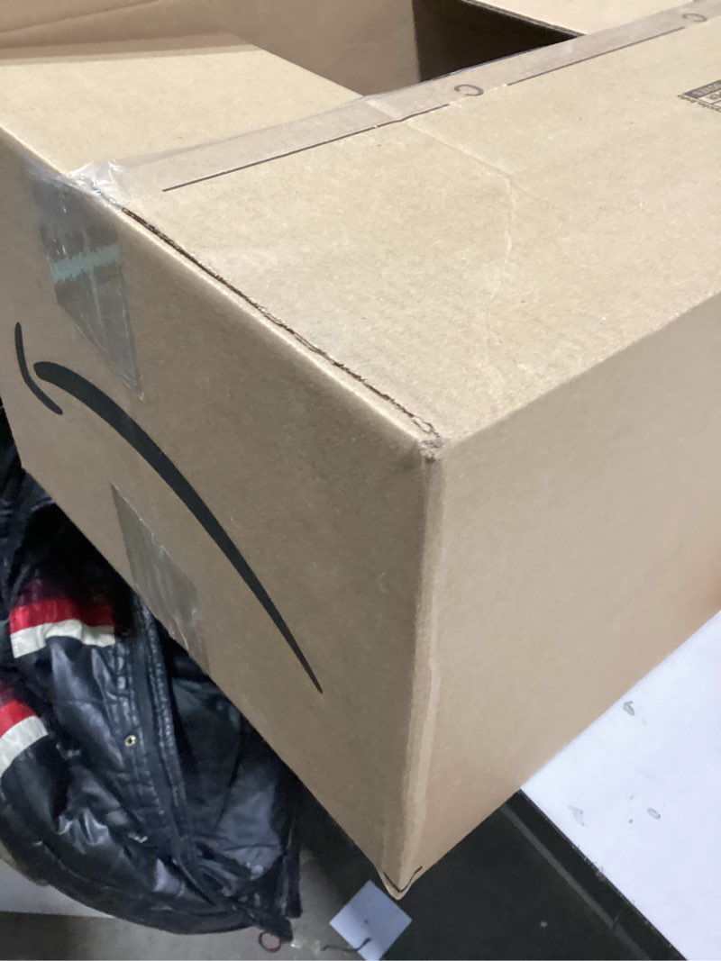 Condition photo showing New/Like New for FOCO Houston Texans NFL Retro Cloud Sherpa Blanket