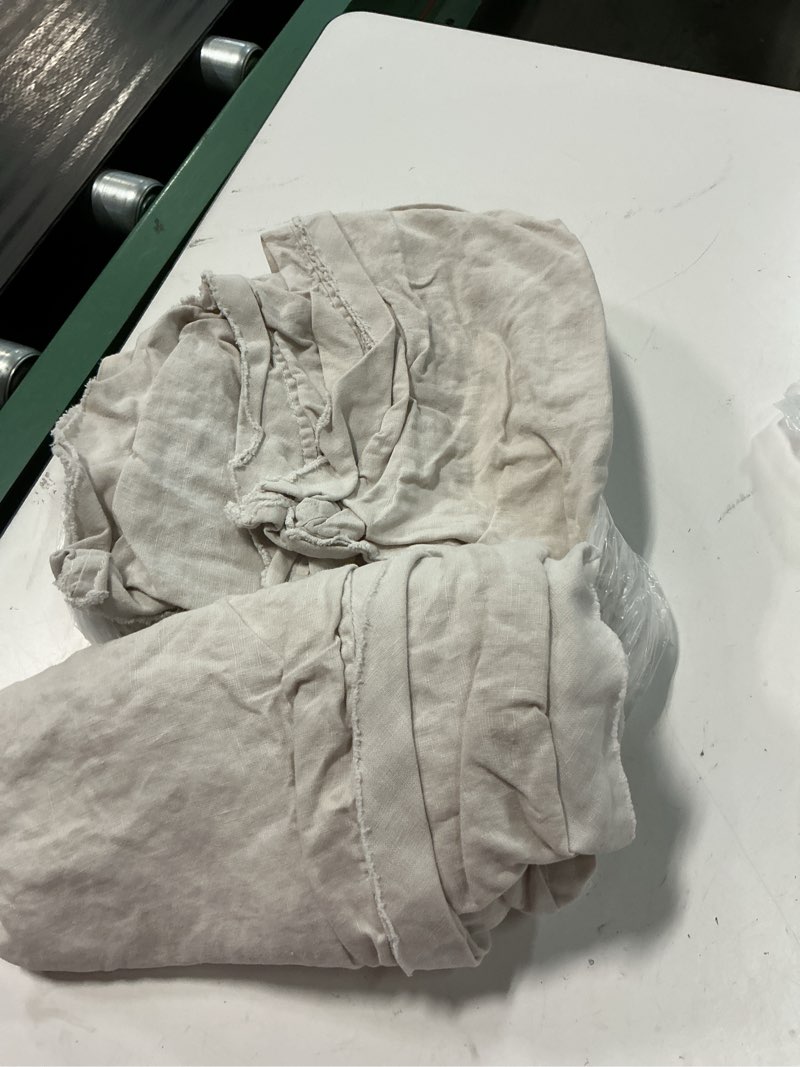 Condition photo showing Good Condition for european linen double flange sham set, king, sand