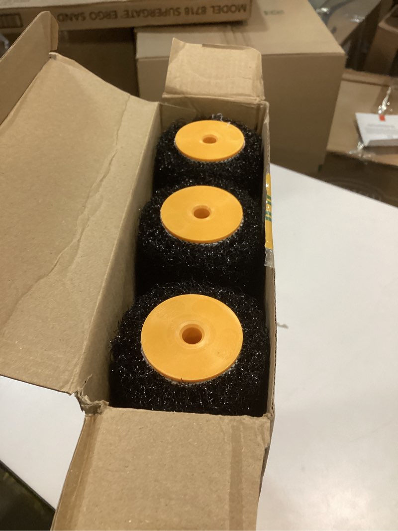 Condition photo showing Good Condition for VOOMEY 18 Inch Drywall Compound Roller,Drywall Mud Roller,Ideal for Large Painting Projects Such as Large Walls and Ceilings 18" Roller Cover 3Pack