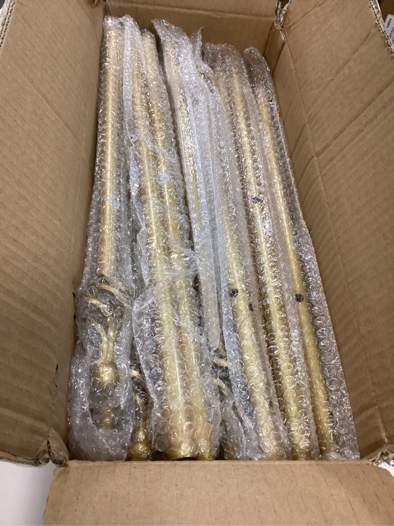 Condition photo showing Good Condition for Metal Easel Stand with Chain Support for Mirror,58 Inch Iron Adjustable Arts & Crafts Easels,Floor Easels for Display Wedding Sign(Gold)