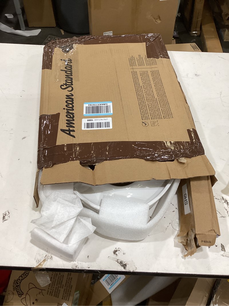 Condition photo showing Good Condition for American Standard 5020A65G.020 Traditional Luxury Toilet Seat, Slow-Close, Elongated Front, White White Elongated Front