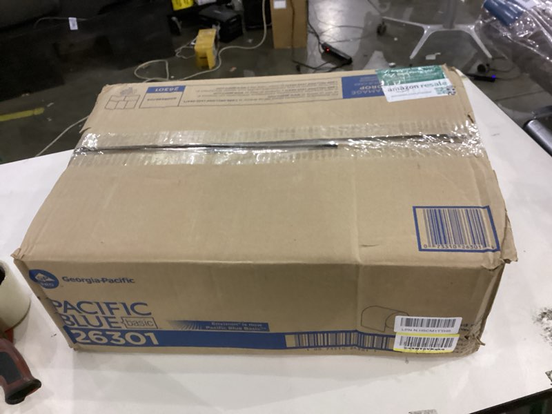 georgia-pacific pacific blue basic recycled hardwound paper towel rolls by gp pro (georgia-pacific);