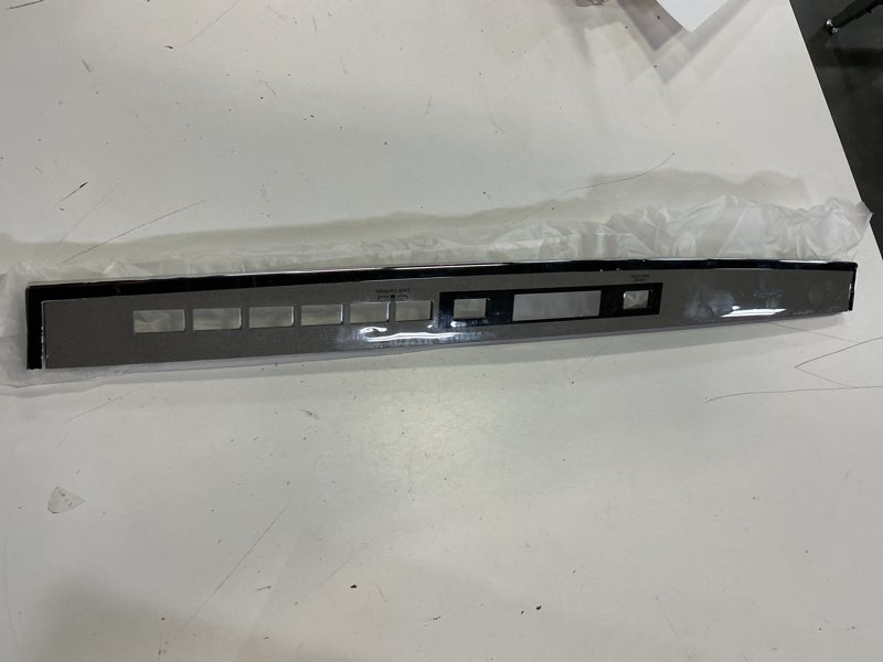 Condition photo showing Good Condition for ge wd34x22882 dishwasher door panel