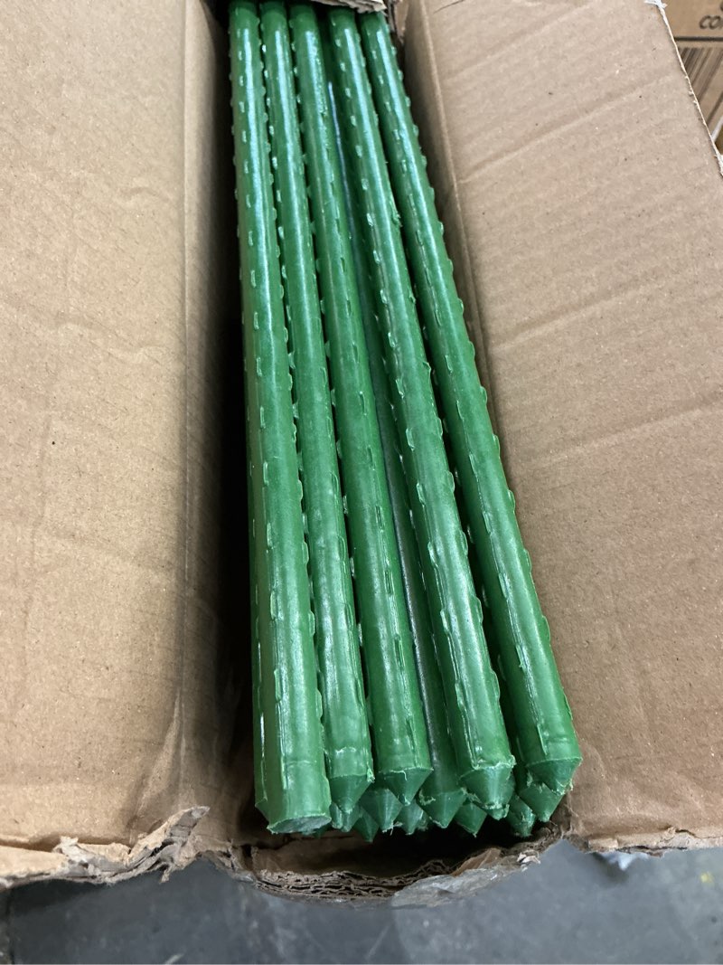 Condition photo showing New/Like New for yidie sturdy metal garden stakes 6 ft plastic coated steel plant sticks tomato stakes,pack of 25