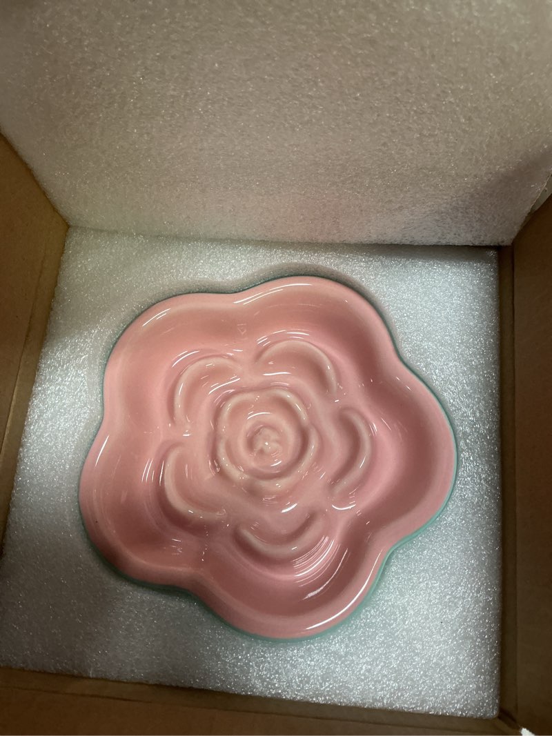 Condition photo showing Good Condition for S&Q's CERAMICS Raised Slow Feeder Cat Bowl, Ceramic Elevated and Titled Glass Food Bowl Small Dogs Slow Feeder, Flower Shaped Cute Cat Dish for Dry and Wet Food (Pink, 5.8") 5.8" Pink
