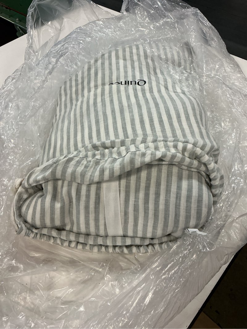 Condition photo showing Good Condition for european linen duvet cover set, king/cal king