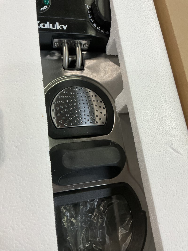 Condition photo showing Good Condition for 3.7-Qt (3.5L) Deep Fryer,1500W Stainless Steel with Viewing Window & Odor Filter, Adjustable Temperature Control, Removable Oil Filtration, Easy Draining Basket for Home Kitchen Use