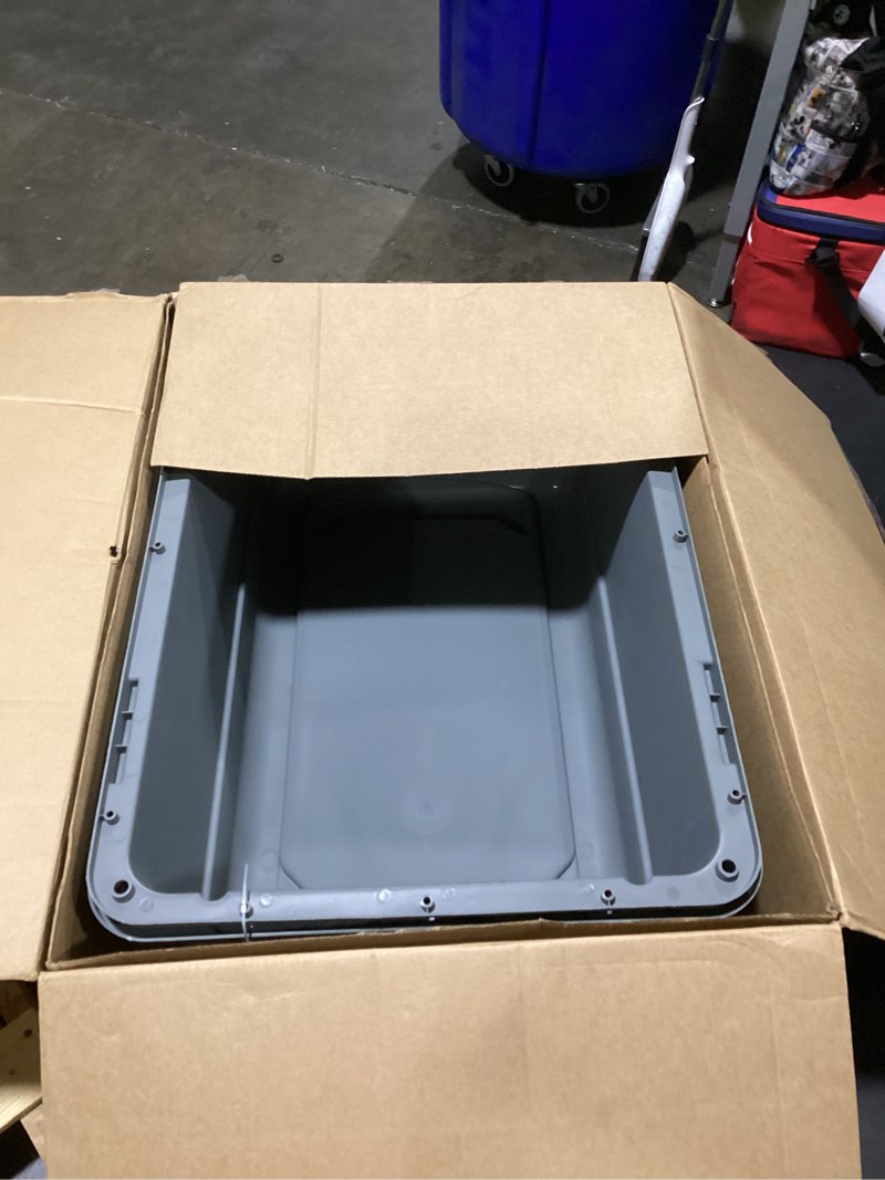 Condition photo showing New/Like New for petmate sky kennel - for air and travel, airline compliant dog crate for pets 50-70 lbs, heavy duty dog kennel, made in the usa- 36 inches 36 inch kennel only