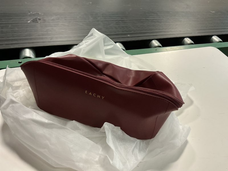 Condition photo showing Good Condition for eachy travel makeup bag, large capacity cosmetic bag for women, waterproof pu leather, flat open portable toiletry bag for skincare, brushes & travel essentials large ao-red