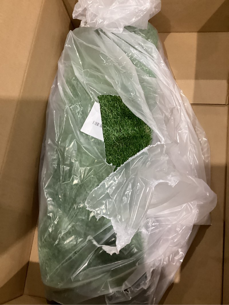 Condition photo showing New/Like New for Premium Golf Hitting Mat, 10mm Foam Padding with Rubber Backing Golf Mat, Golf Practice Mat for Indoor and Outdoor Training Larger Dual-Turf Mat