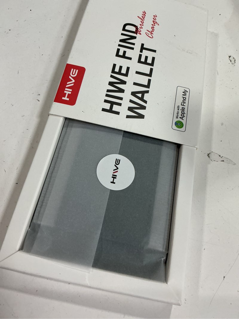 Condition photo showing New/Like New for hiwe for magsafe wallet with find my, anti-lost strongest magnetic wallet for iphone 17/16/15/14/13/12 series, 5 cards holder, leather rfid slim, green