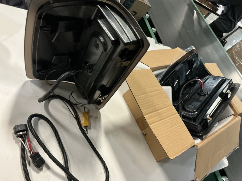 Condition photo showing Good Condition for rear light assembly, black, replacement for silverado 2007-2013