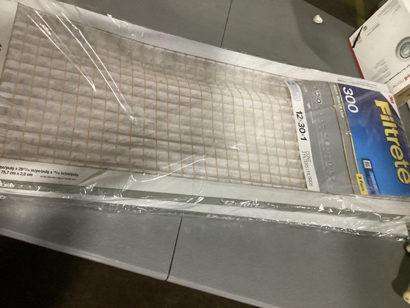 Condition photo showing Good Condition for filtrete 12x30x1 ac furnace air filter, merv 5, mpr 300, capture unwanted particles, 3-month pleated 1-inch electrostatic air cleaning filter, 3 -pack (actual size11.81x29.81x0.813 in)